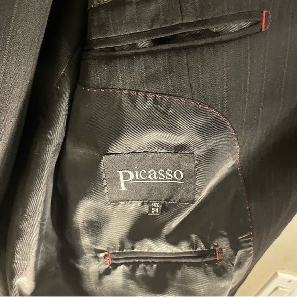 Picasso Dark blue 2 piece Suit with Notched Lapels and Pinstripes With Tie - Picture 7 of 9